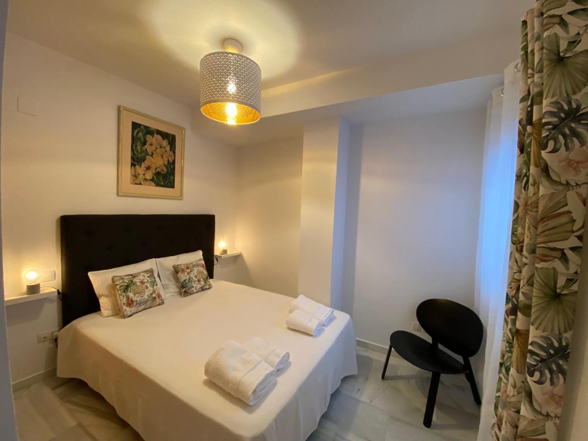 Apartment With Solarium/Terrace. Κάλπε Εξωτερικό φωτογραφία