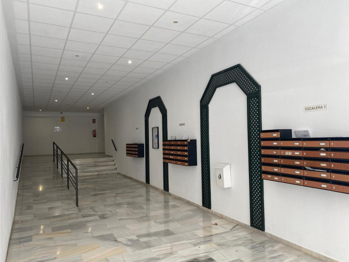 Apartment With Solarium/Terrace. Κάλπε Εξωτερικό φωτογραφία