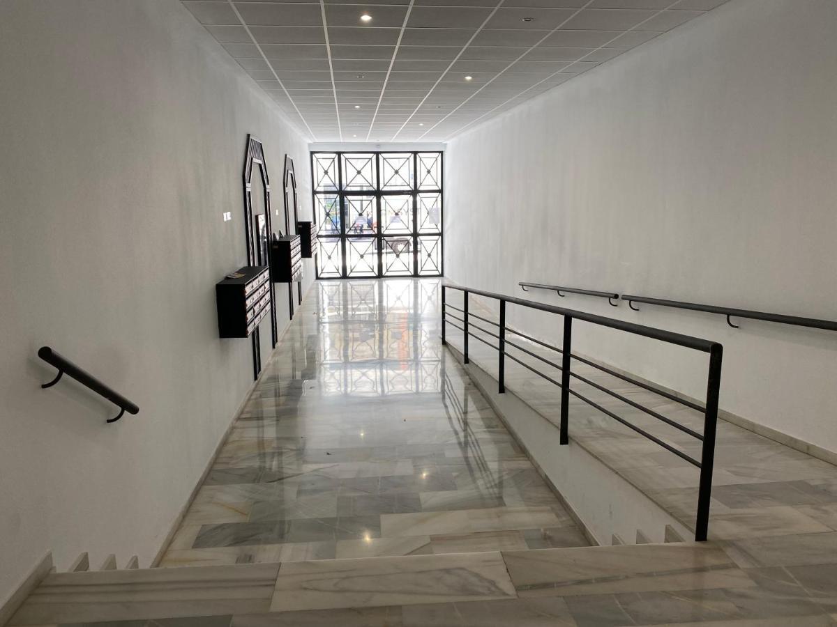 Apartment With Solarium/Terrace. Κάλπε Εξωτερικό φωτογραφία