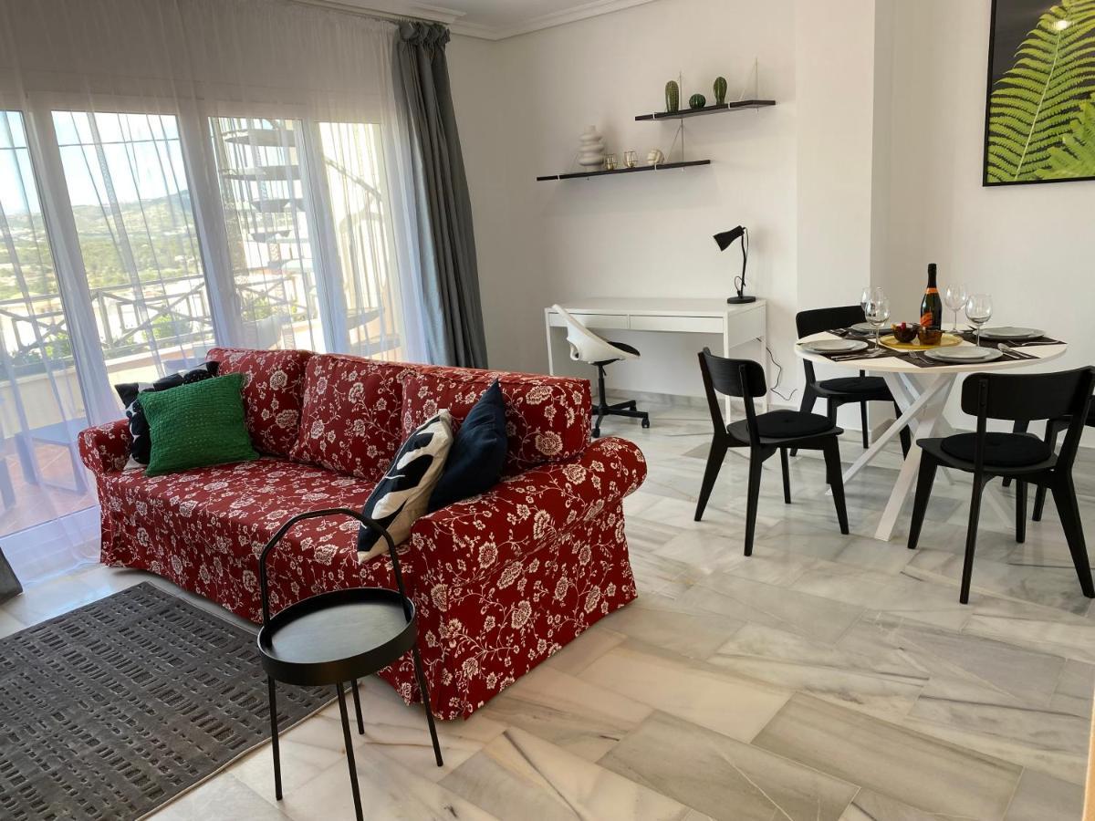Apartment With Solarium/Terrace. Κάλπε Εξωτερικό φωτογραφία