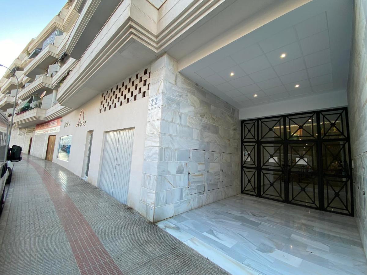 Apartment With Solarium/Terrace. Κάλπε Εξωτερικό φωτογραφία
